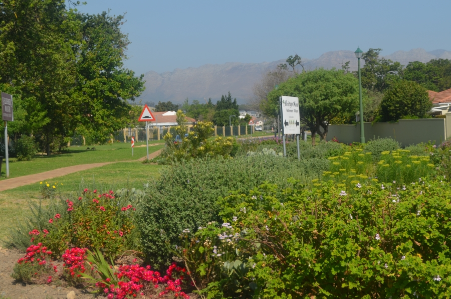 3 Bedroom Property for Sale in Heritage Park Western Cape